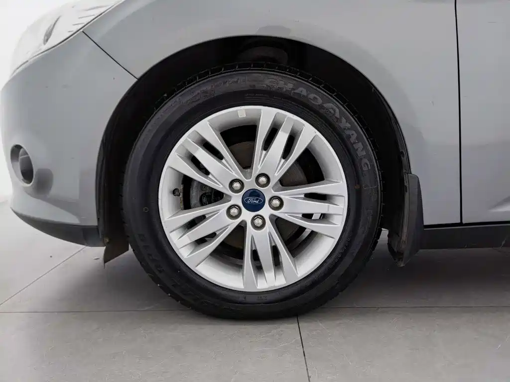 Ford Focus — миниатюра 17