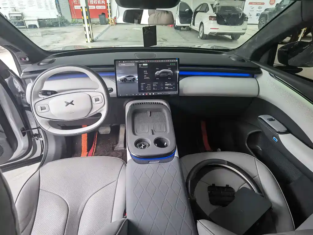 XPeng G7 — миниатюра 9