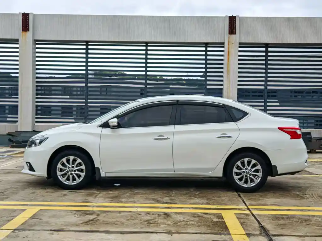Nissan Sylphy — миниатюра 5