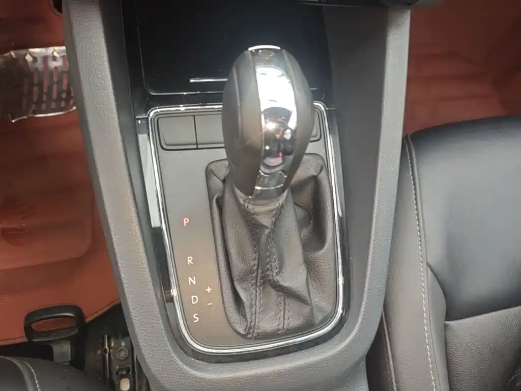 Volkswagen Sagitar — миниатюра 14