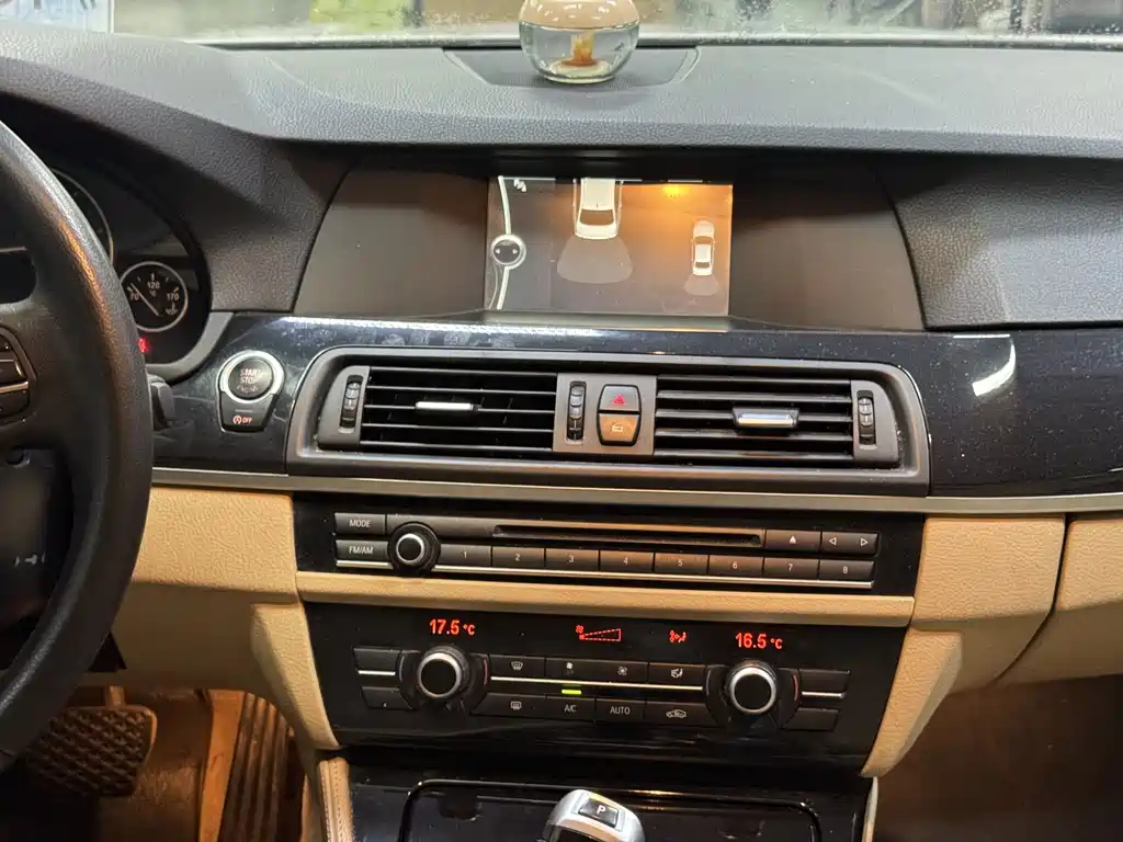 BMW 5 Series (Import) — миниатюра 4