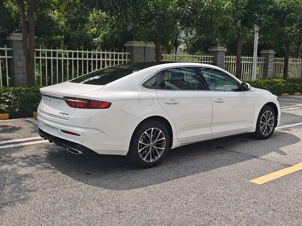 GEELY AUTOMOBILE XINGRUI