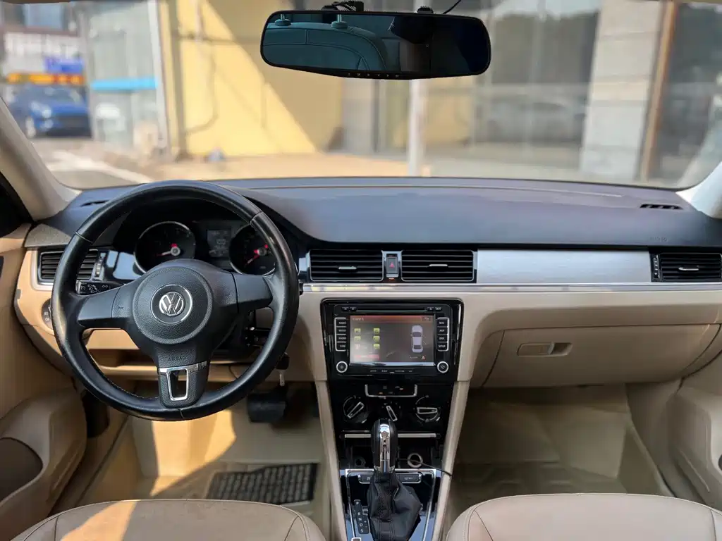 Volkswagen Bora — миниатюра 6