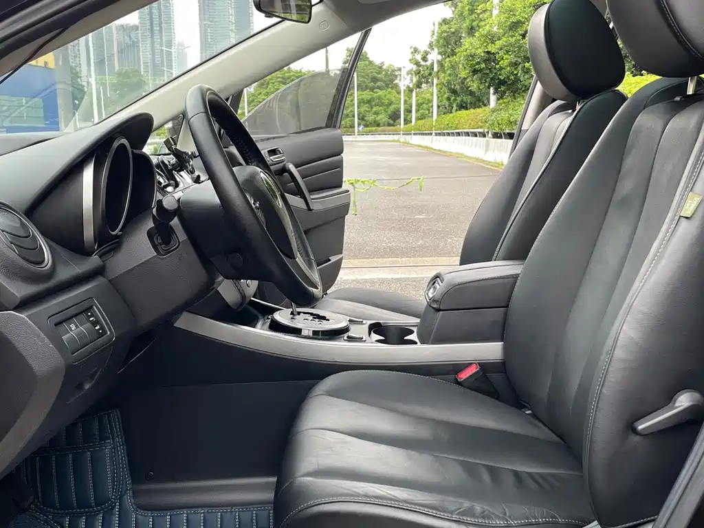 Mazda CX-7 — миниатюра 8