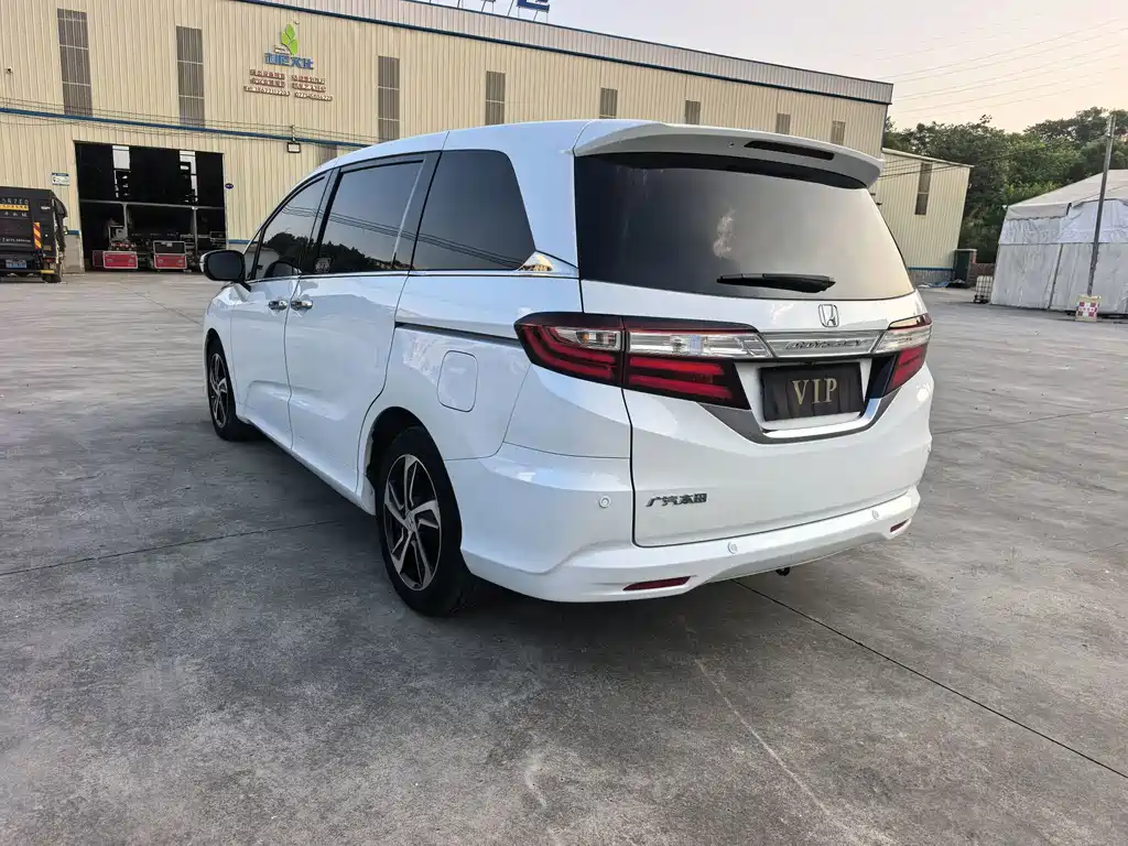 Honda Odyssey — миниатюра 5