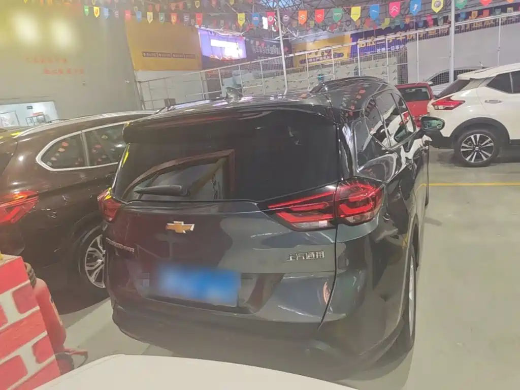 Chevrolet Volando — миниатюра 6