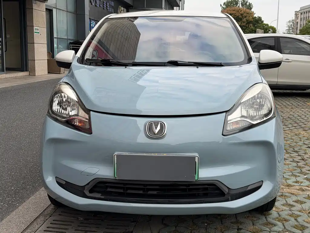 Changan Benben E-Star — миниатюра 2