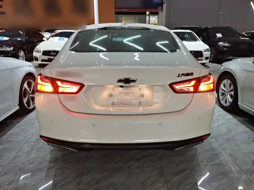 Chevrolet Malibu XL — миниатюра 6
