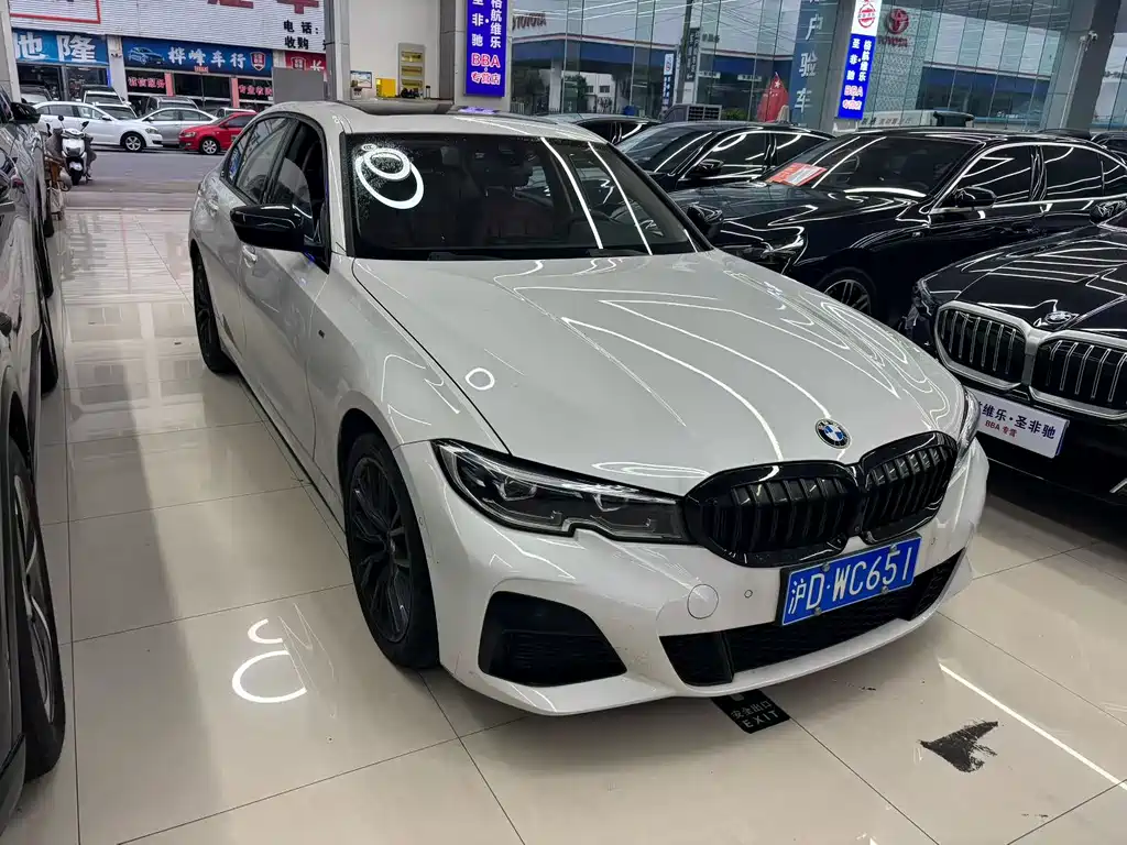 BMW 3 Series — миниатюра 3