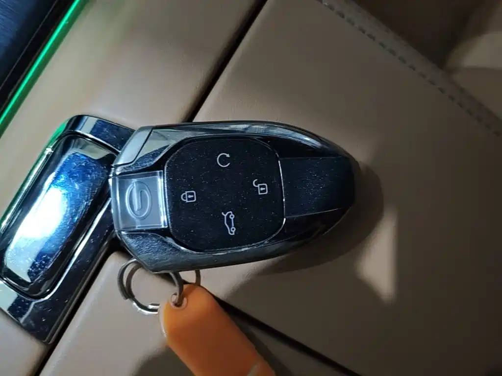 GAC Motor Trumpchi ES9 — миниатюра 9