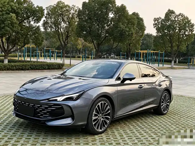 2023 MG MG7