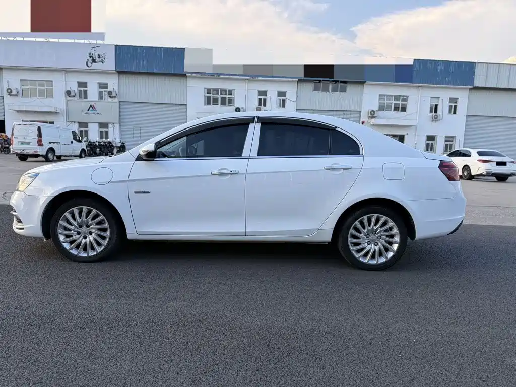 Geely New Energy — миниатюра 4