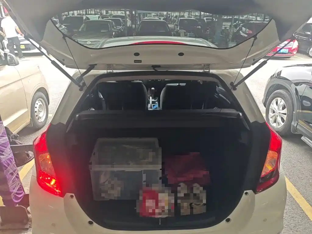 Honda Fit — миниатюра 19