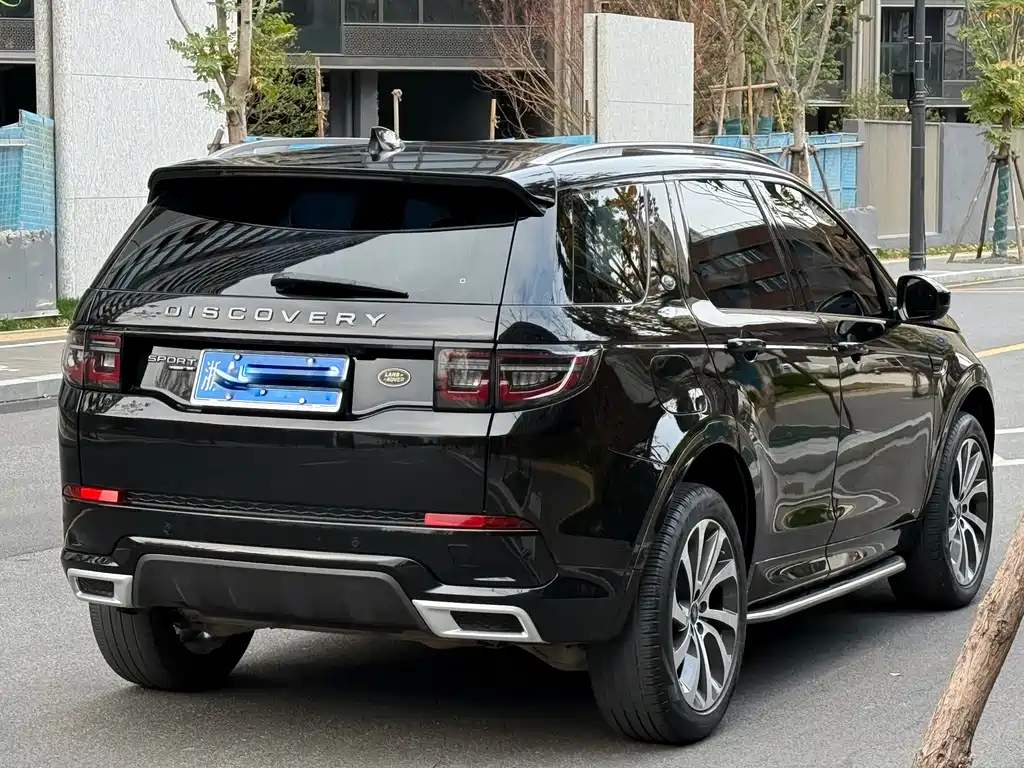 LAND ROVER DISCOVER SPORTS