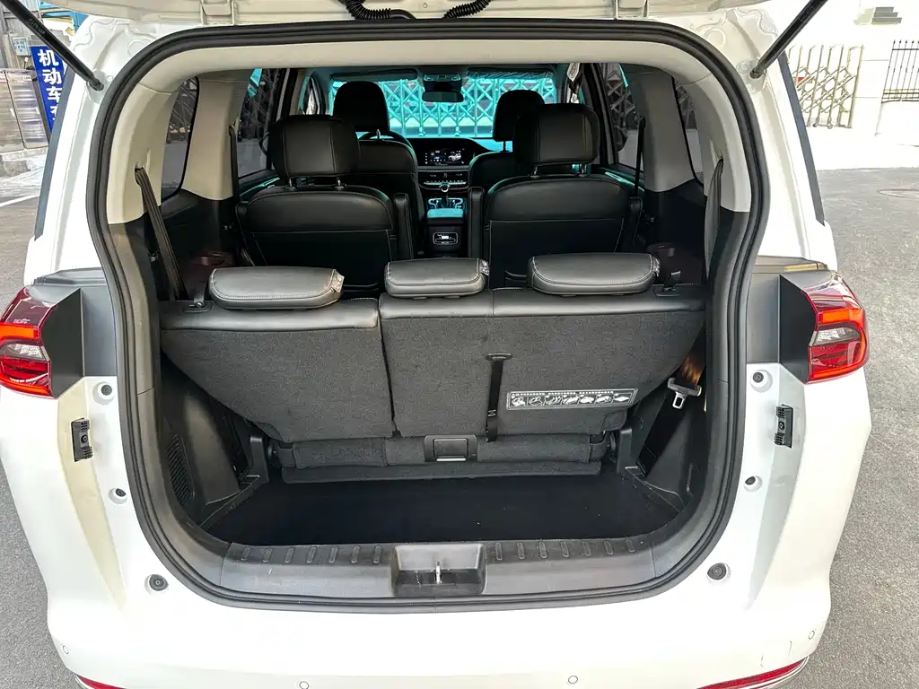 GAC Motor Trumpchi M6 — миниатюра 15
