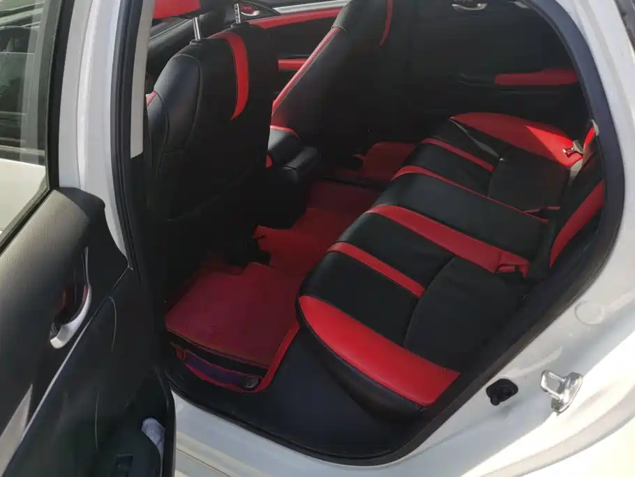 Honda Civic — миниатюра 11