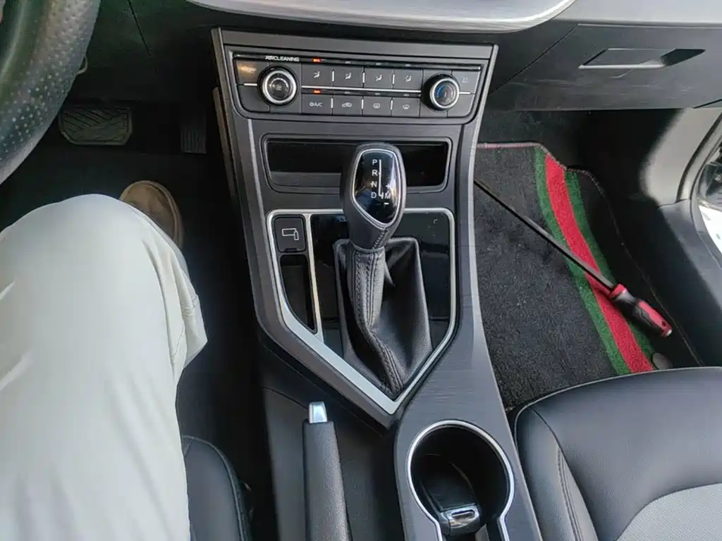 Geely Vision — миниатюра 14