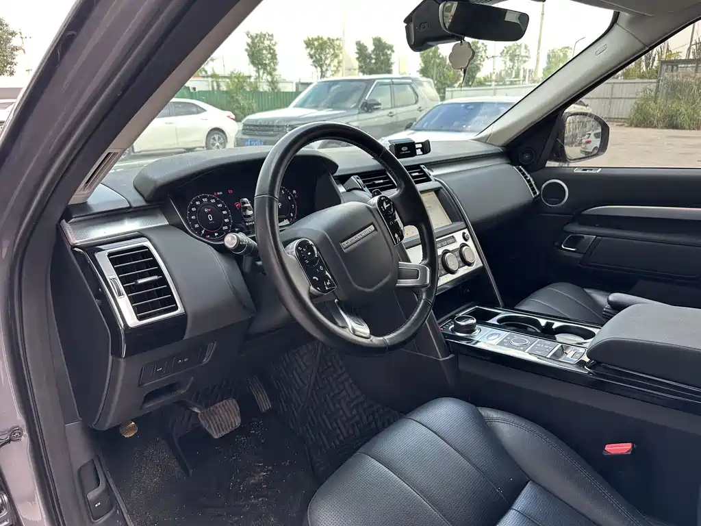 Land Rover Discovery — миниатюра 5