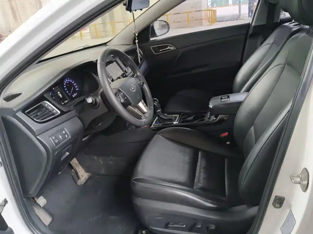 Hyundai Mistra — миниатюра 15
