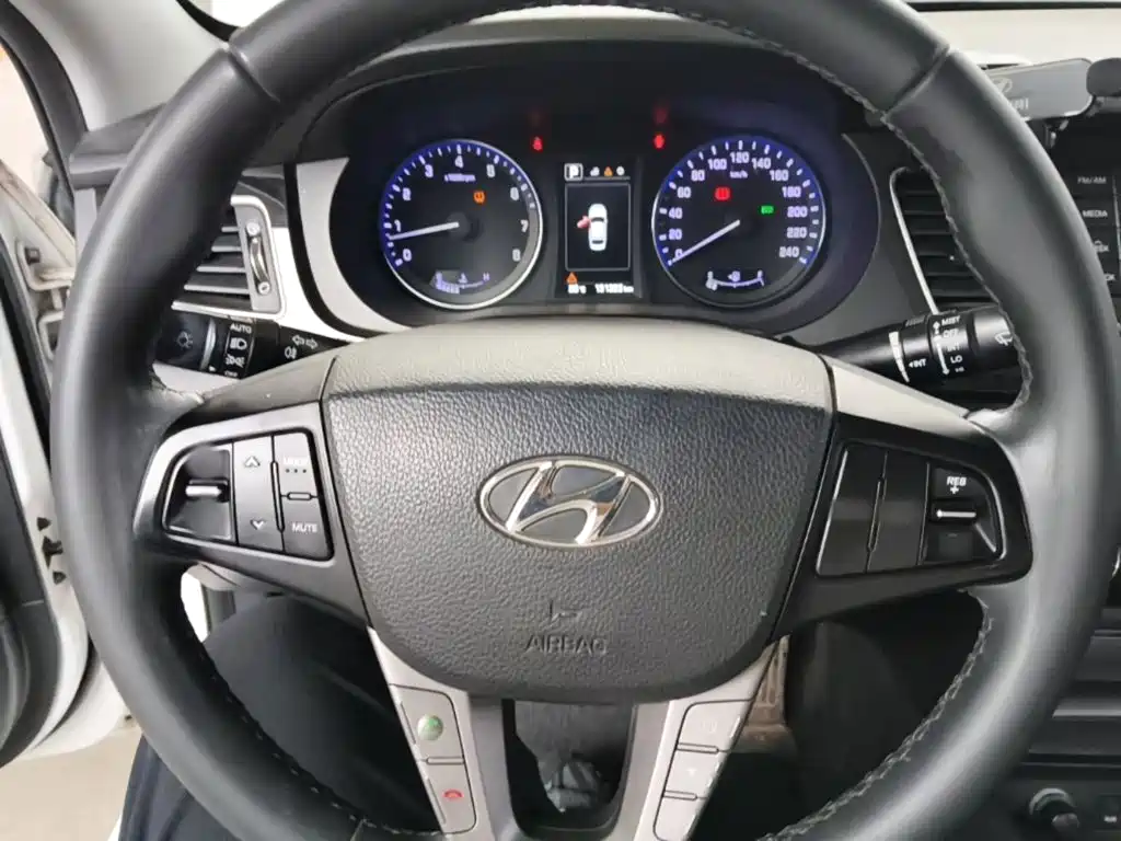 Hyundai Mistra — миниатюра 11