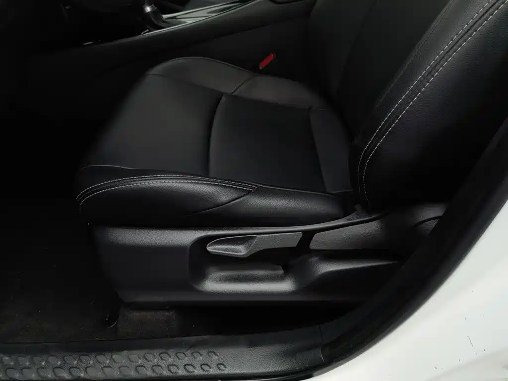 Toyota C-HR — миниатюра 20