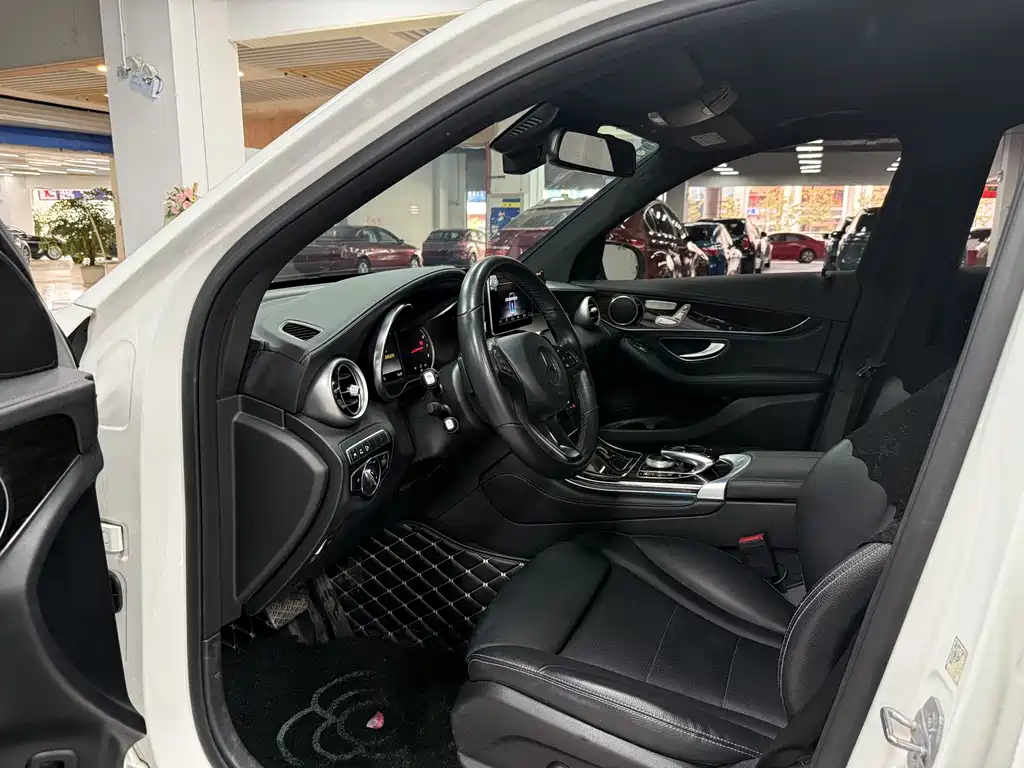 Mercedes-Benz GLC 2019 GLC 260 L 4MATIC Luxury