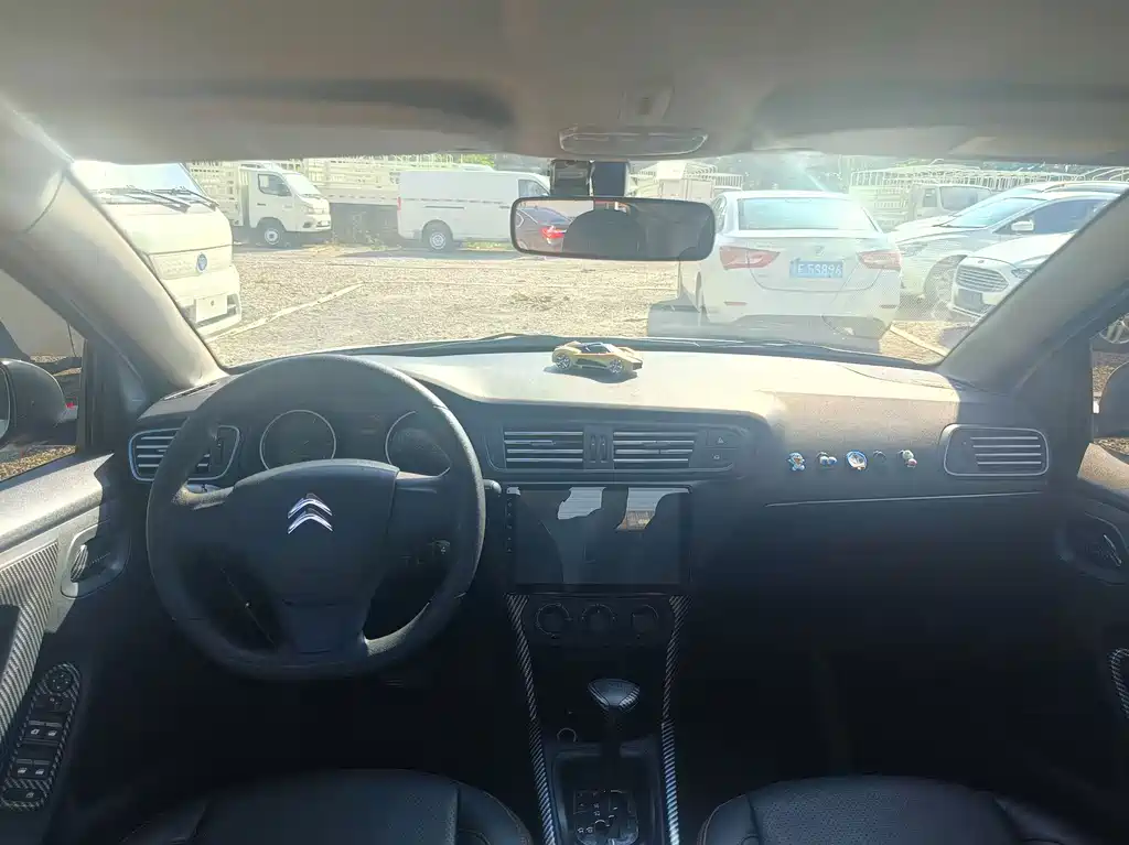 Citroen C3-XR — миниатюра 6
