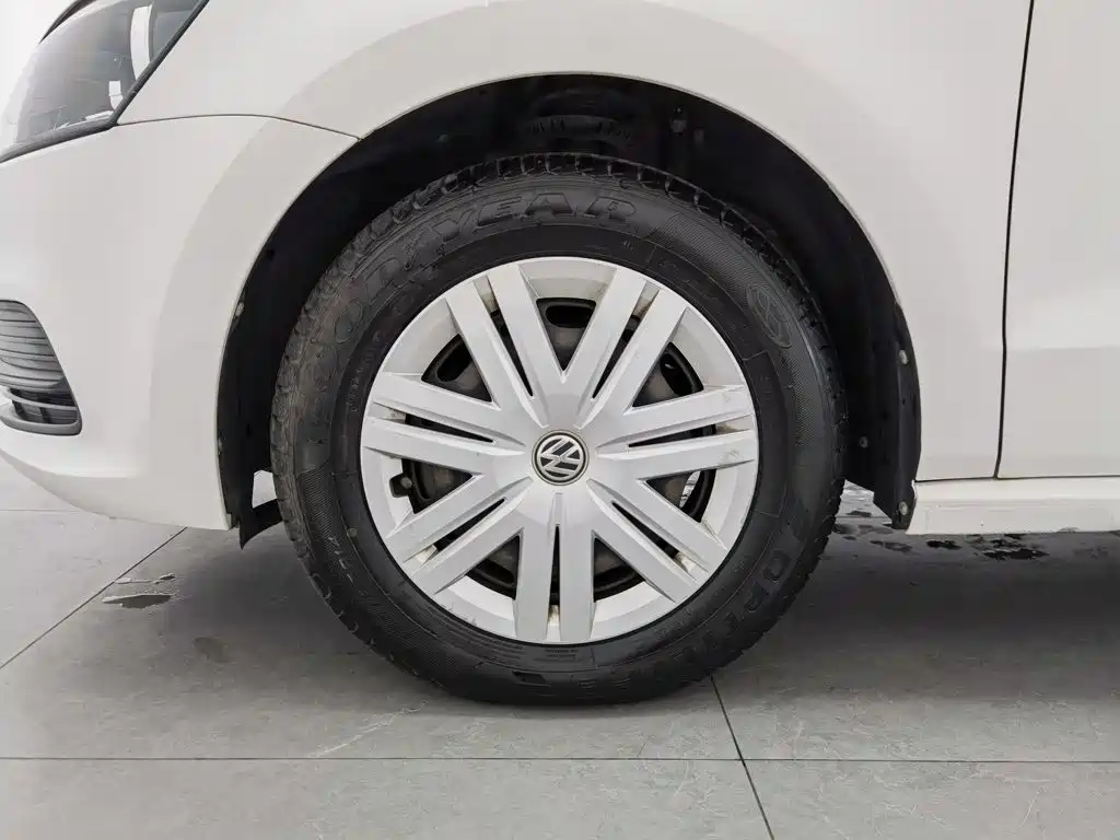 Volkswagen Polo — миниатюра 17