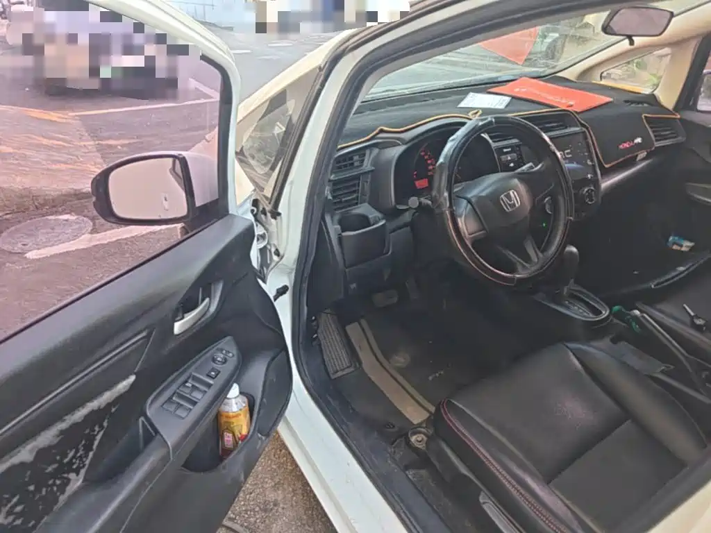 Honda Fit — миниатюра 16