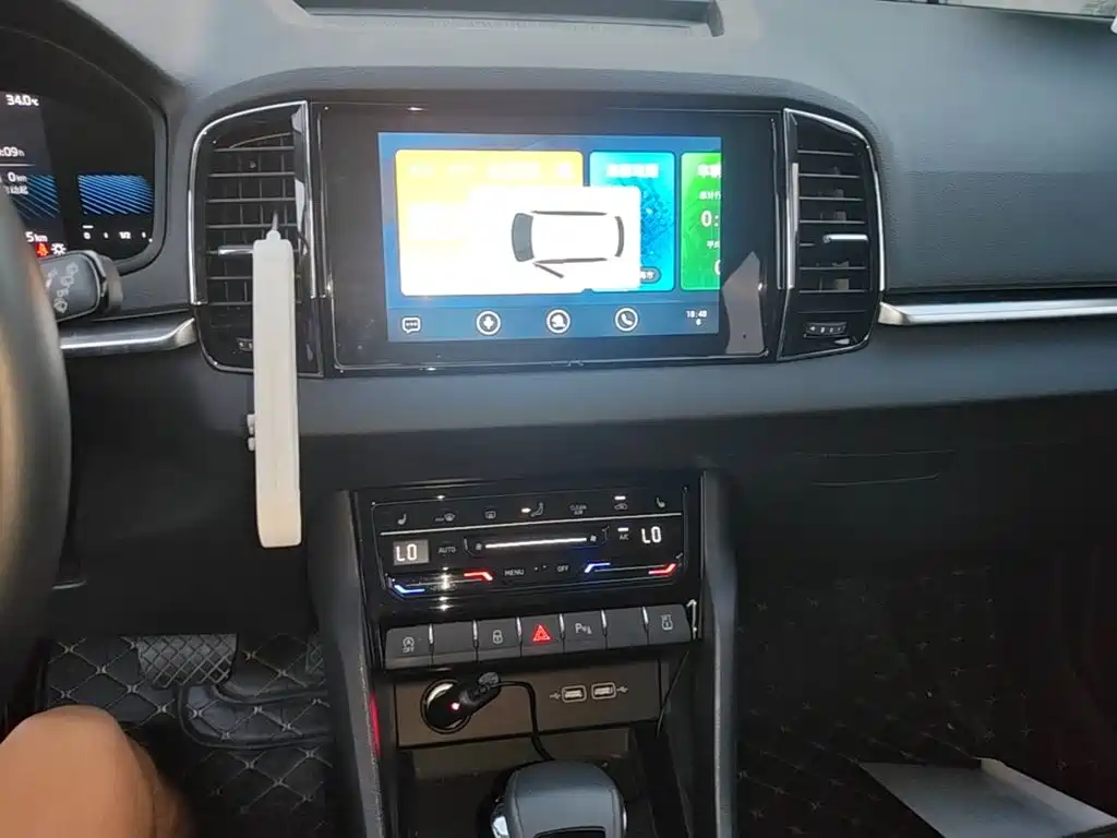 Skoda Karoq — миниатюра 13