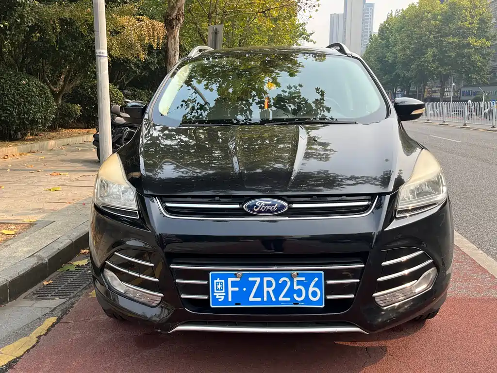 Ford Kuga — миниатюра 2
