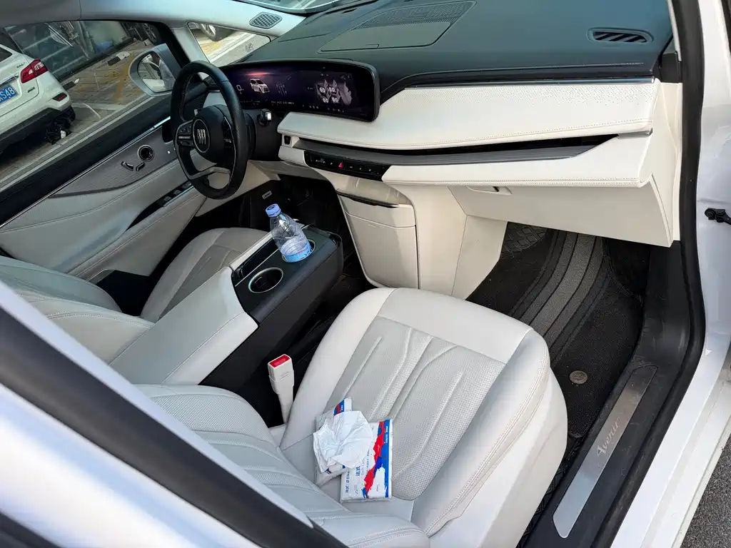 Buick GL8 Hybrid — миниатюра 24