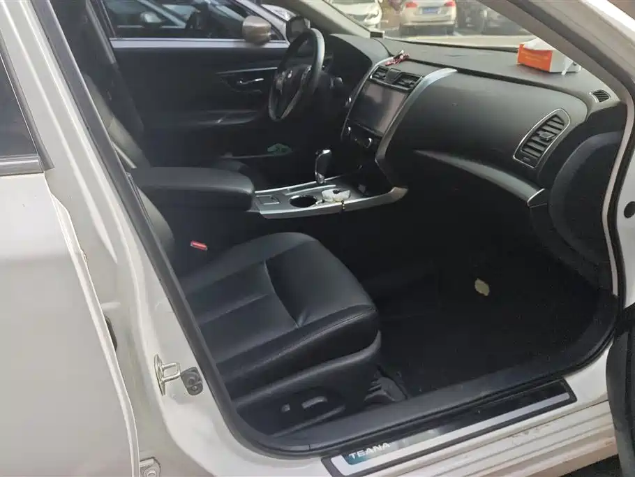 Nissan Altima 2018 2.0L XL
