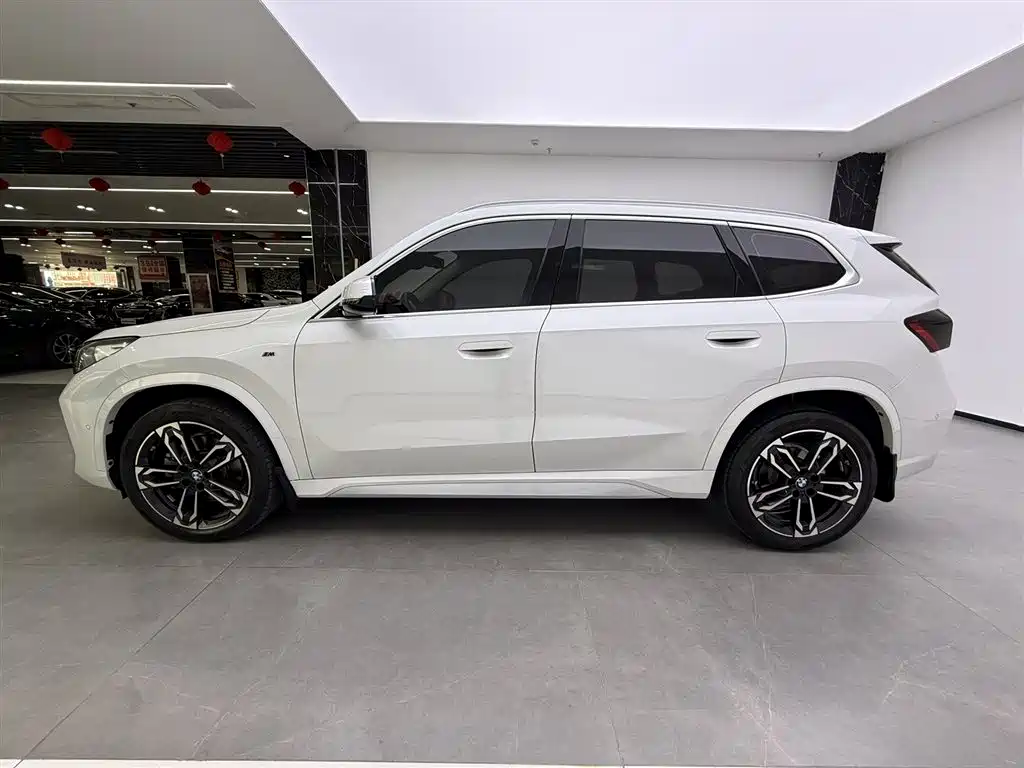 BMW X1 2024 sDrive25Li M Sport