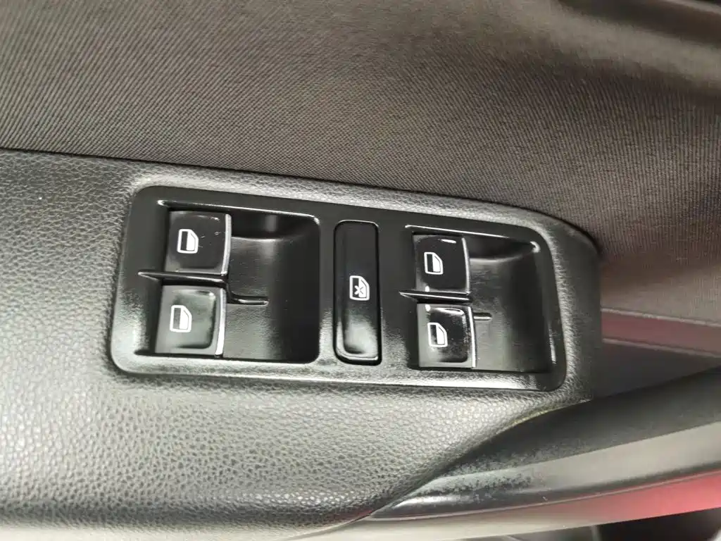 Volkswagen Polo — миниатюра 9