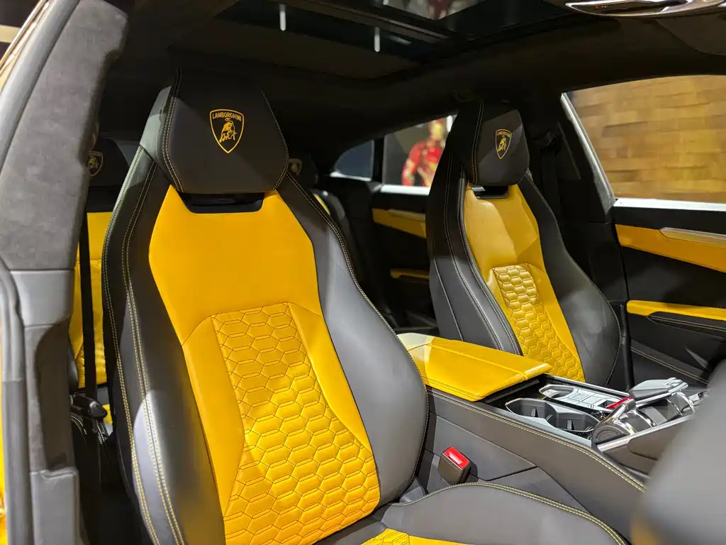 Lamborghini Urus - фото 19