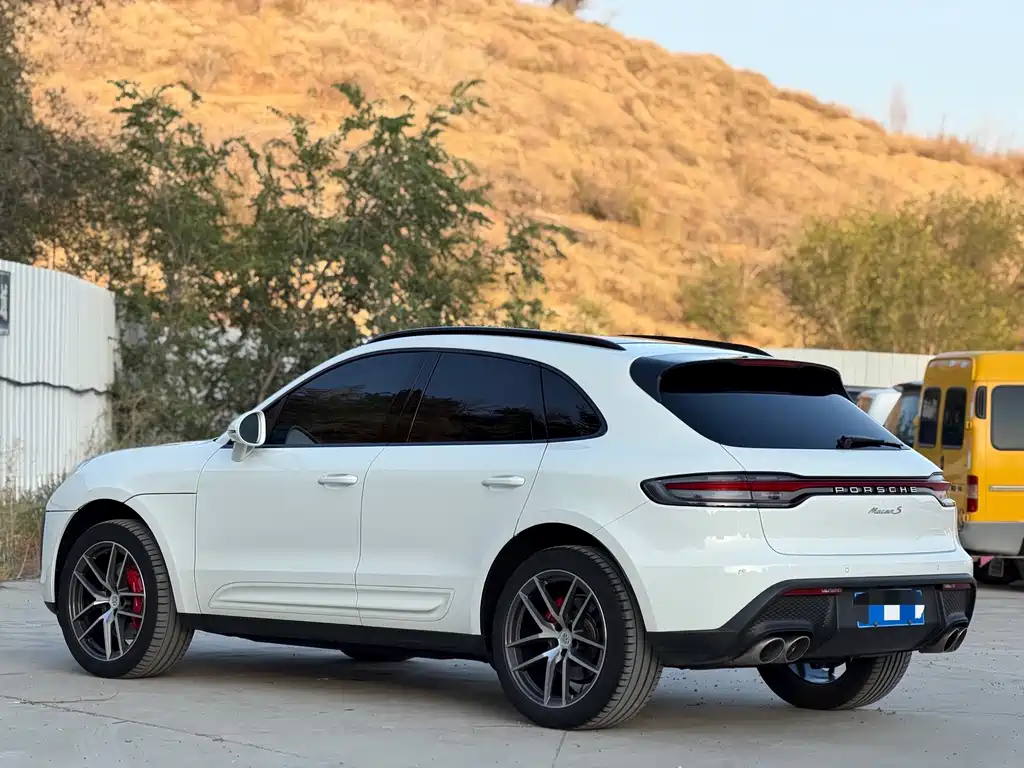 Porsche Macan — миниатюра 4