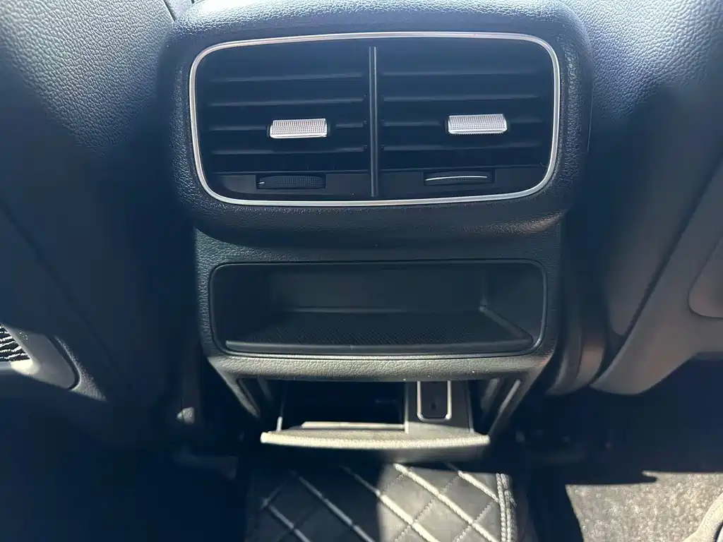 Mercedes-Benz GLE Coupe — миниатюра 22