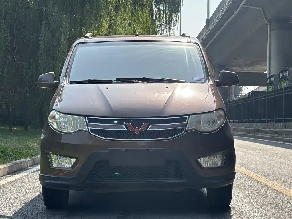 Wuling Hongguang — миниатюра 2