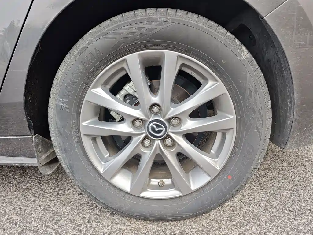 Mazda 3 Axela — миниатюра 11