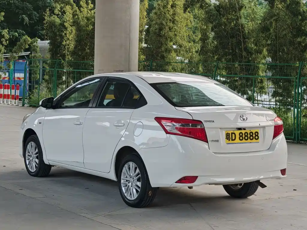 Toyota Vios — миниатюра 4
