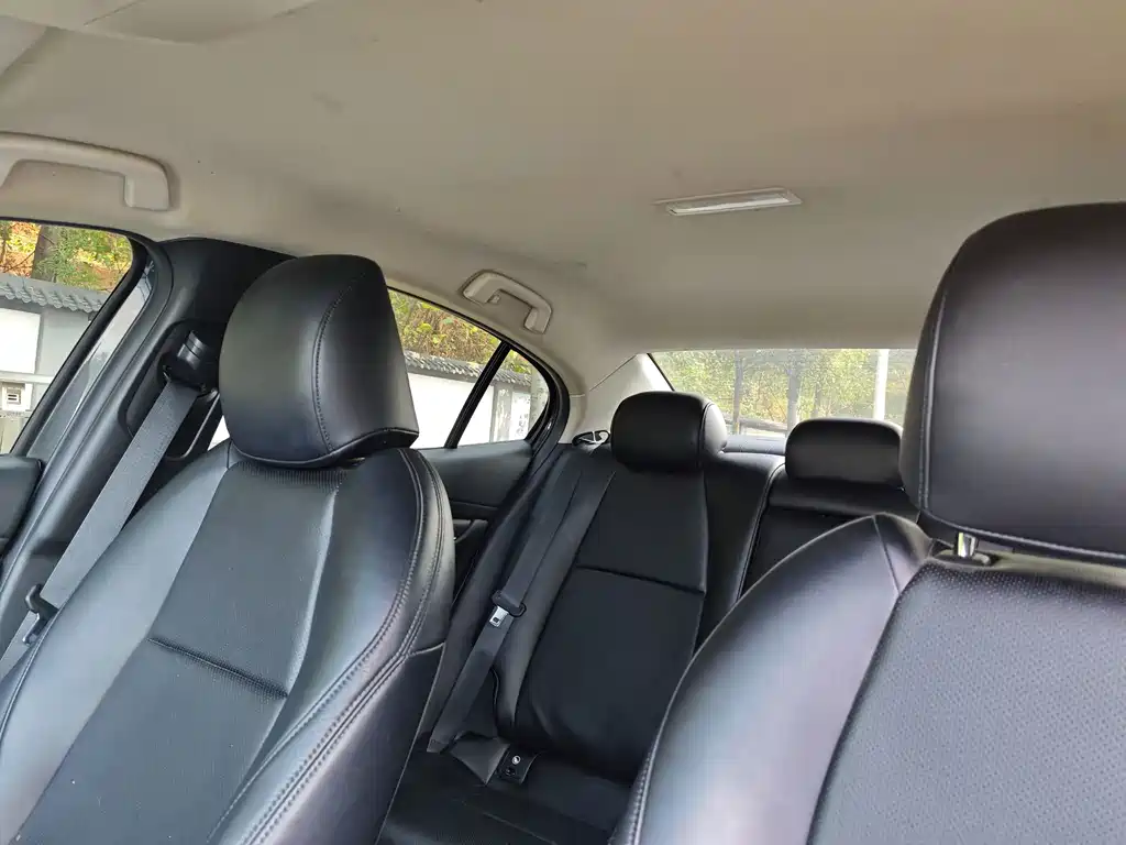 Mazda 3 Axela — миниатюра 7
