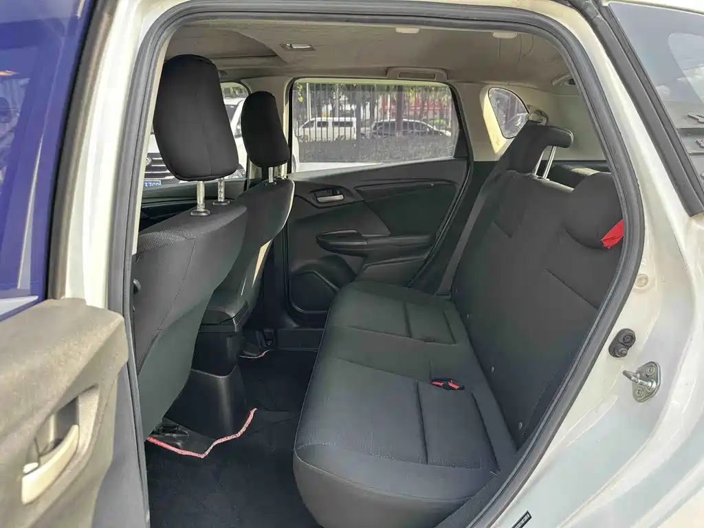 Honda Fit — миниатюра 16