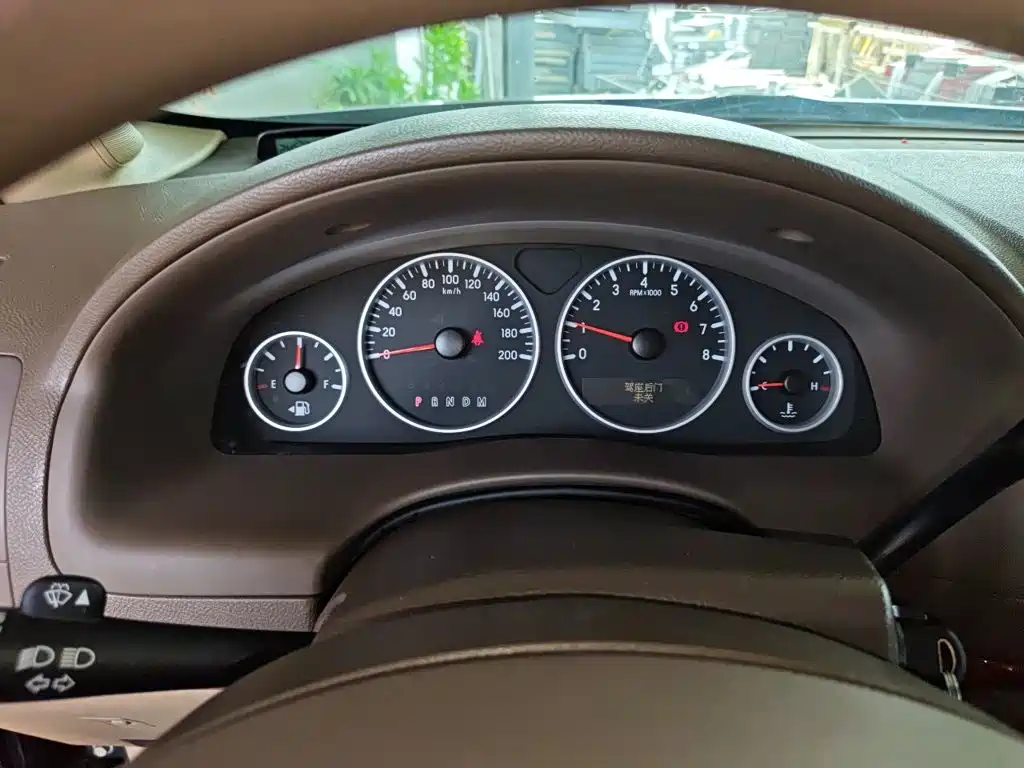 Buick GL8 — миниатюра 12