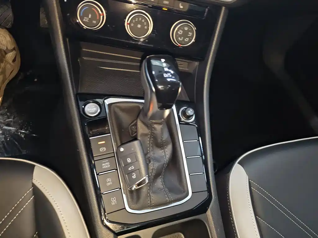 Jetta VA7 — миниатюра 10