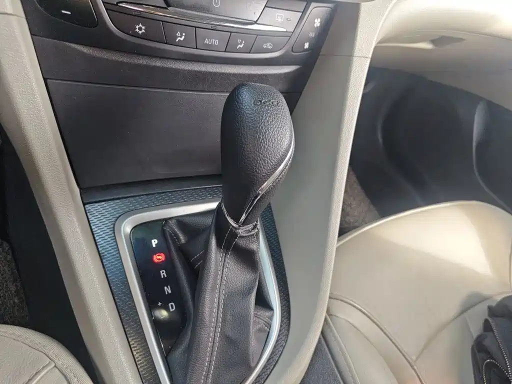 Buick Excelle — миниатюра 7