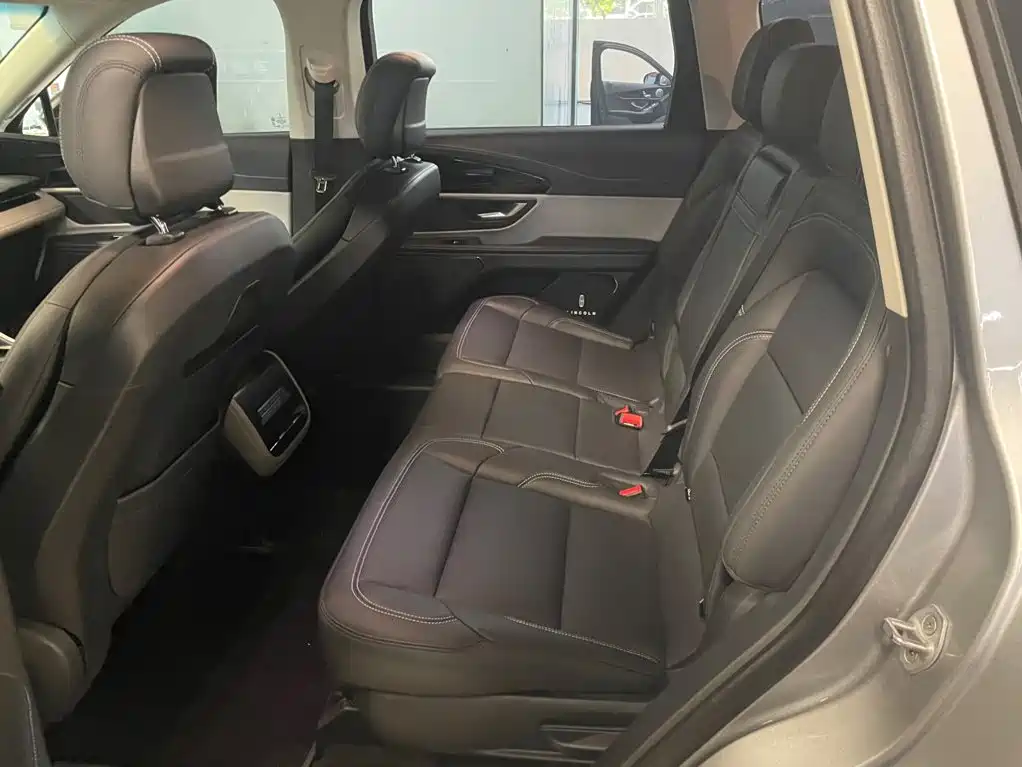 Lincoln Nautilus 2025 2.0T