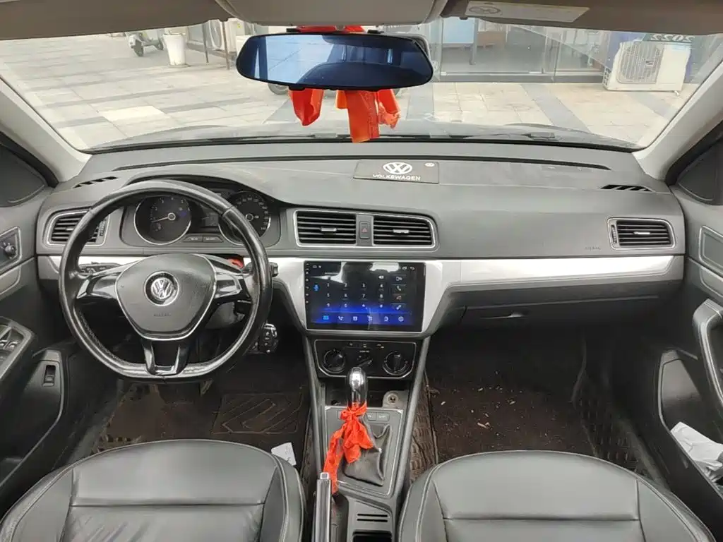 Volkswagen Lavida — миниатюра 10