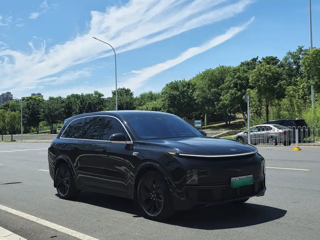 Li Auto L8 2023 Pro