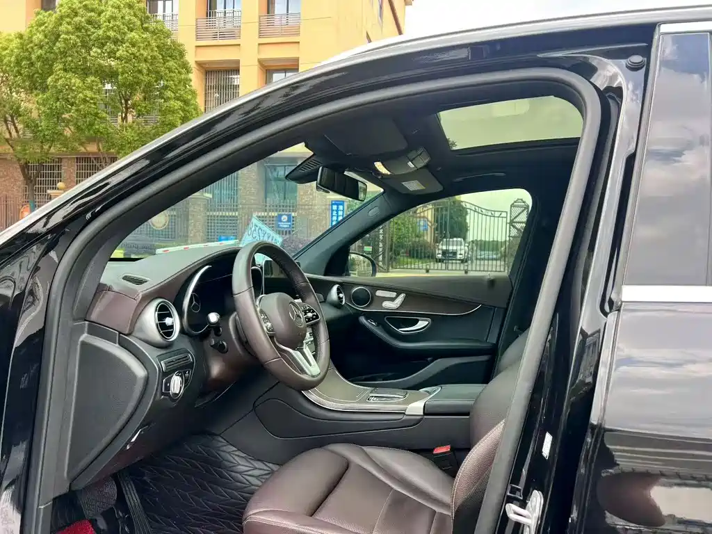 Mercedes-Benz GLC — миниатюра 4